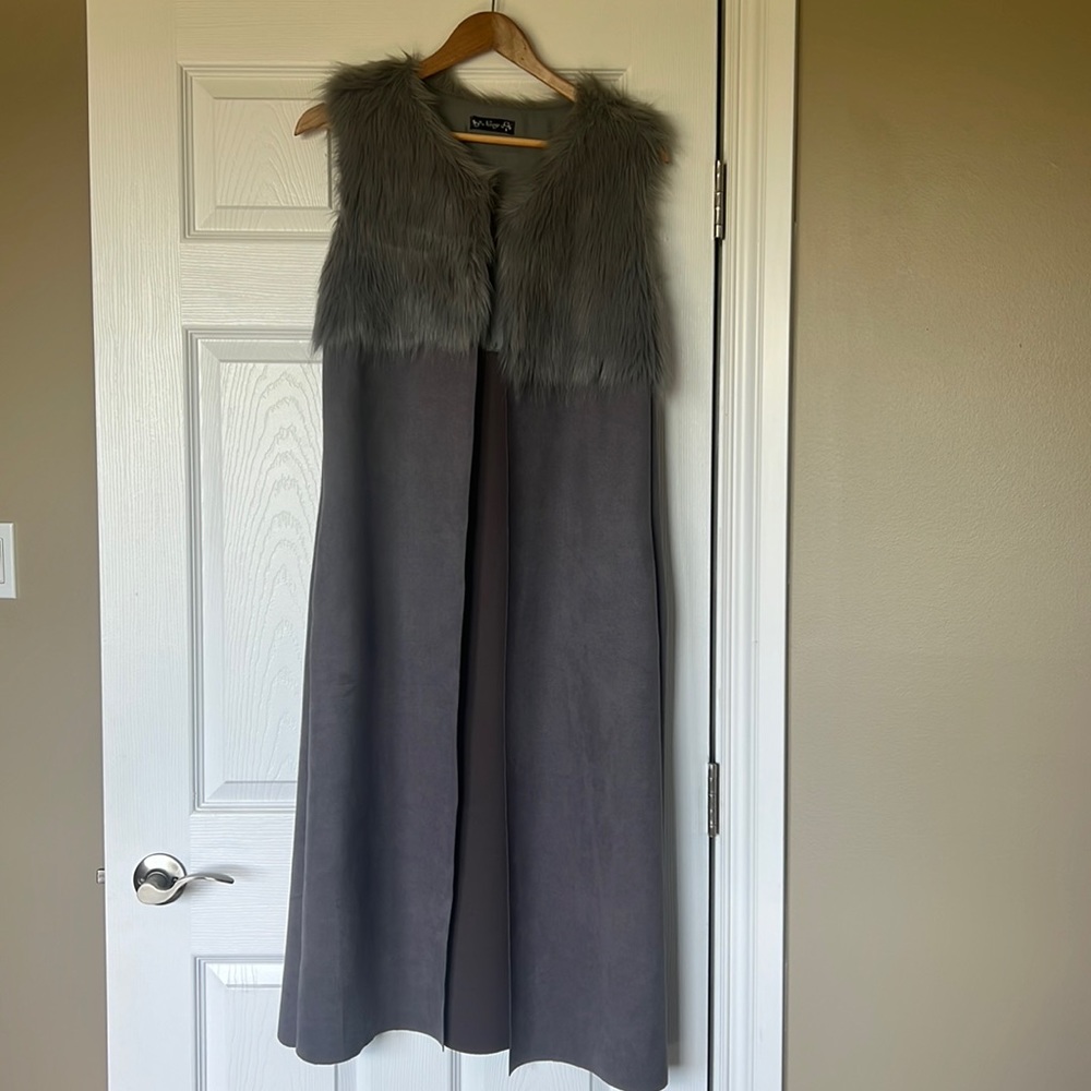 GRAY FAUX FURR AND SUEDE LONG VEST